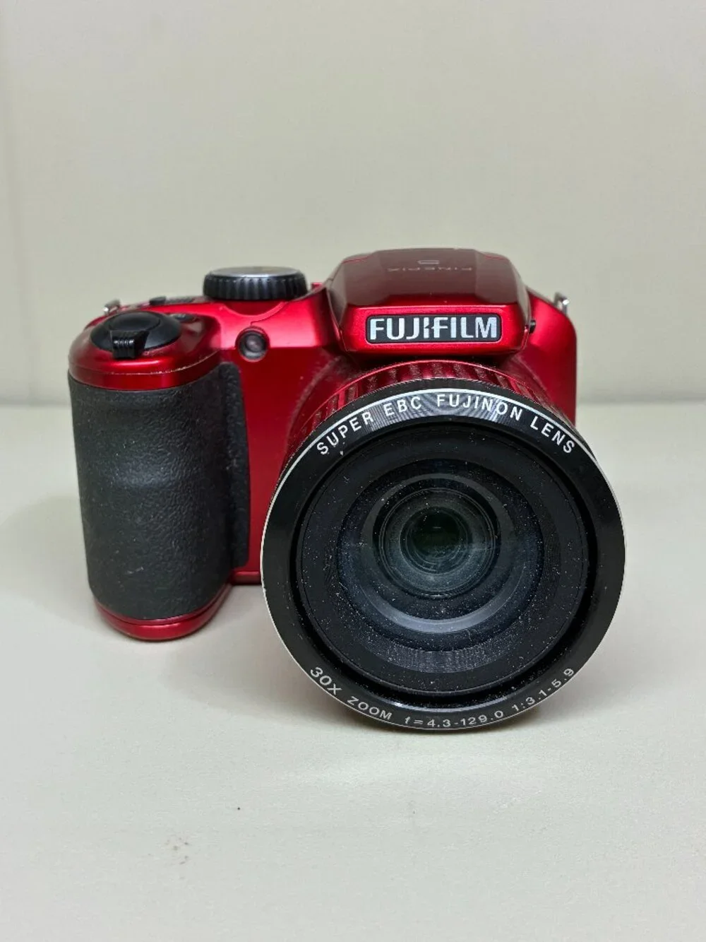 Fujifilm FinePix S Series S4800 16 MP 30x Super Wide Zoom For Parts & Or Repair